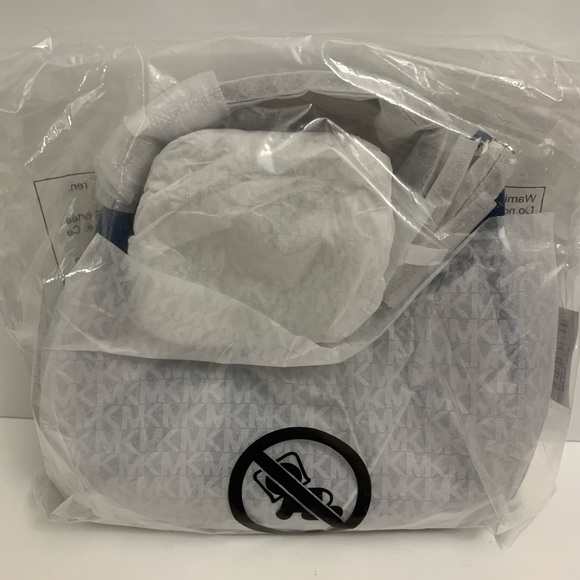 Michael Kors Piper Studded Small Leather Pouchette - Picture 4 of 7